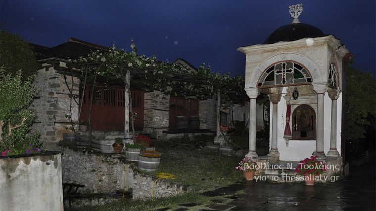 Ένα βράδυ στη μονή της Μεγίστης Λαύρας στο Άγιο Όρος