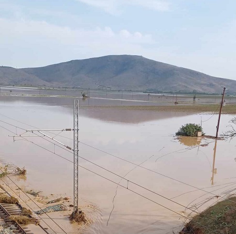 Πλημμύρισαν τα Ορφανά - Αγωνία για Λεύκη, Φύλλο-Μήνυμα 112 στους κατοίκους του Παλαμά για υπερχείλιση του Σοφαδίτη