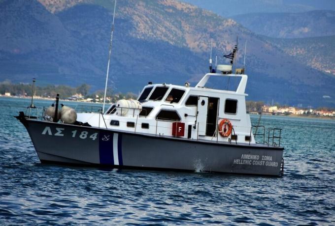 Σκύρος: Ακυβέρνητο πλοίο στα ανοιχτά - Πνέουν άνεμοι έως 8 μποφόρ στην περιοχή