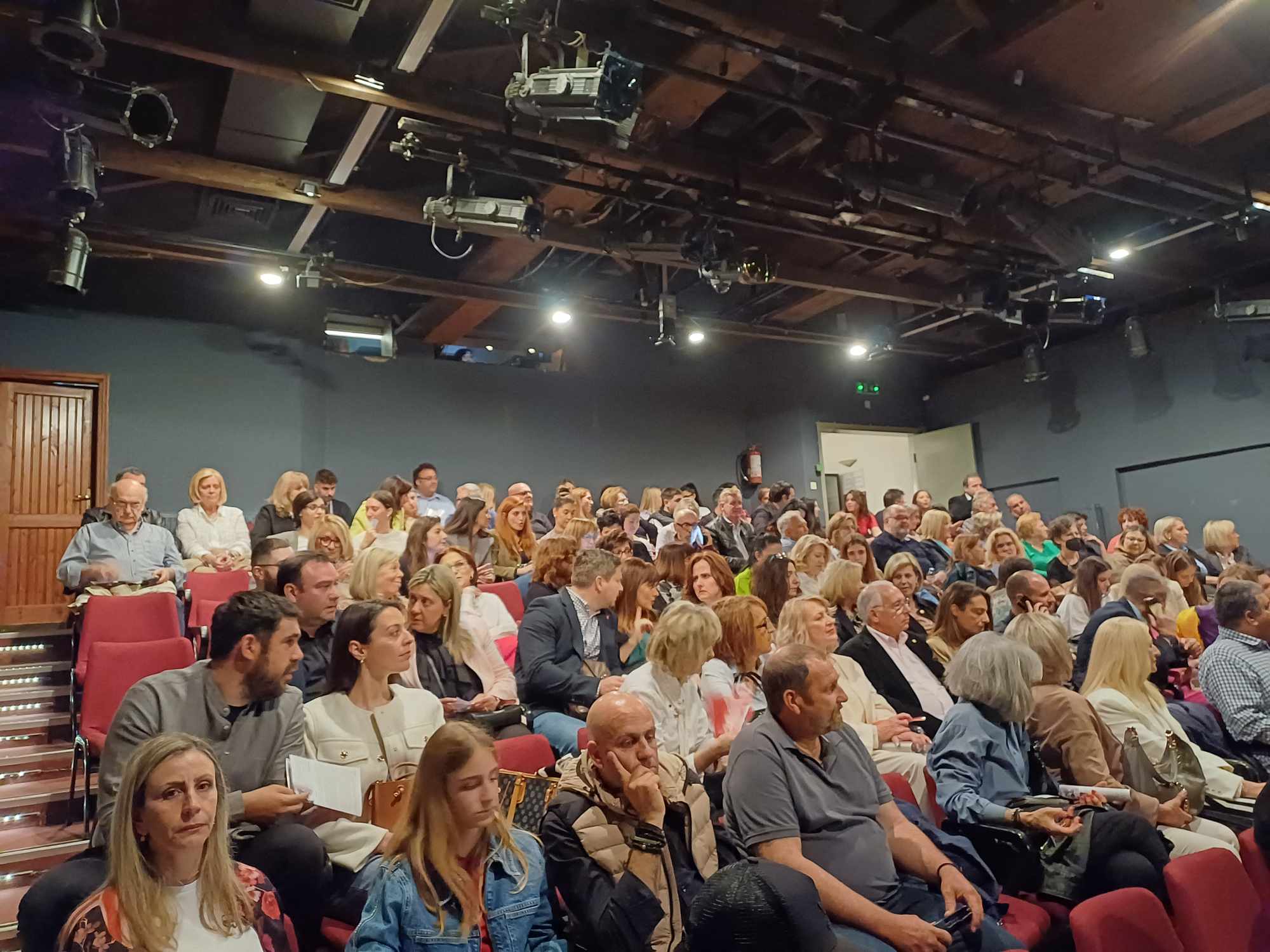 Ο σύλλογος φίλων θεάτρου «Αυλαία» συνεχίζει το κύκλο της διοργάνωσης «Όλη η πόλη μία σκηνή» (ΦΩΤΟ)
