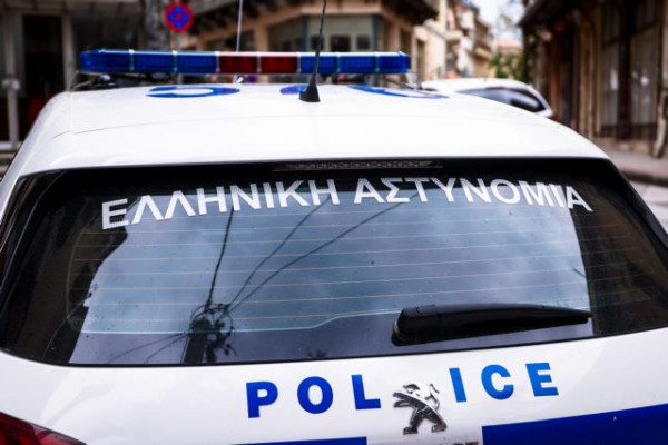 Καταγγελία σοκ στον Βόλο: 47χρονος απείλησε να σκοτώσει τους γονείς του για την περιουσία τους Καταγγελία σοκ στον Βόλο: 47χρονος απείλησε να σκοτώσει τους γονείς του για την περιουσία τους