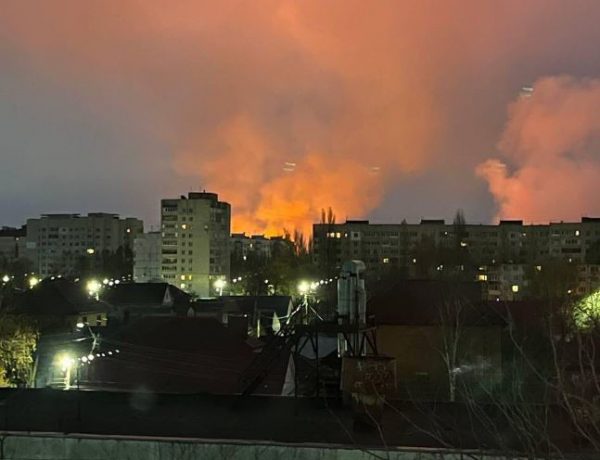 Ουκρανία: Εξαπέλυσε τη μεγαλύτερη επίθεση με drones κατά της Μόσχας Ουκρανία: Εξαπέλυσε τη μεγαλύτερη επίθεση με drones κατά της Μόσχας