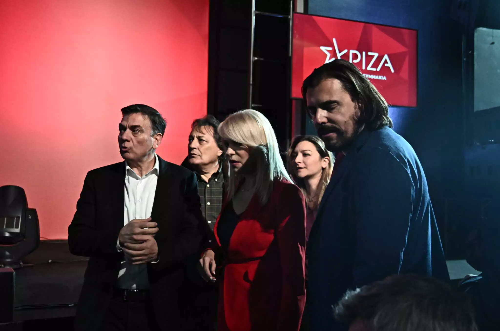Με δόσεις οι αποχωρήσεις στον ΣΥΡΙΖΑ: Παραιτήθηκαν από τις θέσεις τους στην ΚΟ Τζάκρη και Μωραΐτης Με δόσεις οι αποχωρήσεις στον ΣΥΡΙΖΑ: Παραιτήθηκαν από τις θέσεις τους στην ΚΟ Τζάκρη και Μωραΐτης