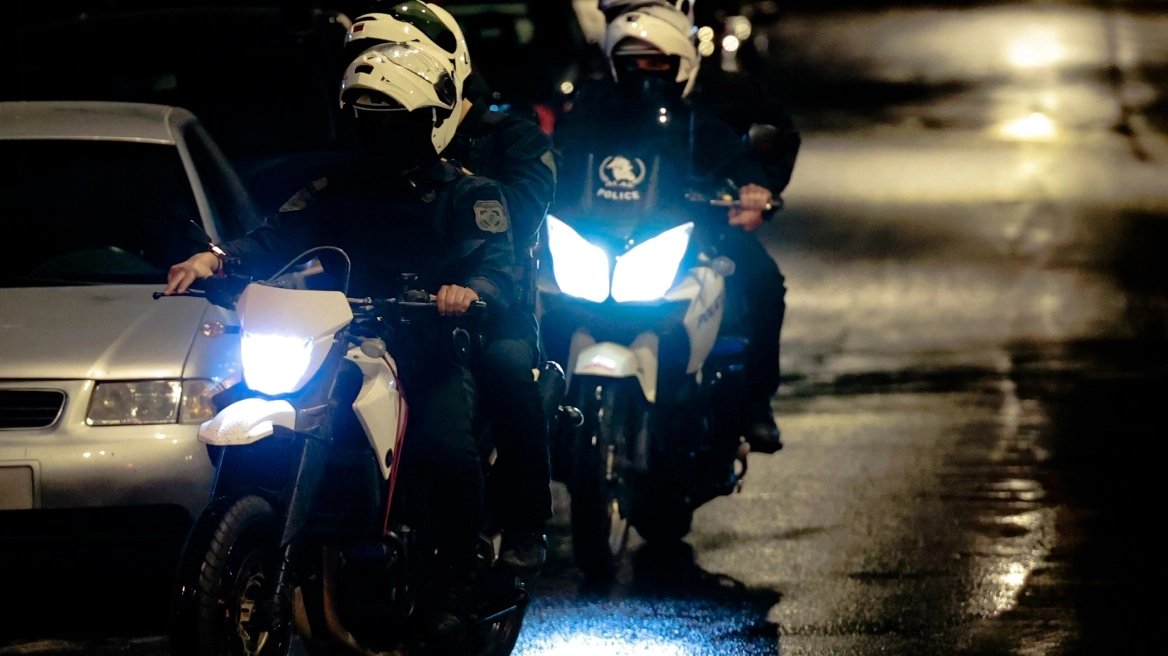 Τραγωδία στο Αγρίνιο: Νεκρή 45χρονη από πυροβολισμό Τραγωδία στο Αγρίνιο: Νεκρή 45χρονη από πυροβολισμό