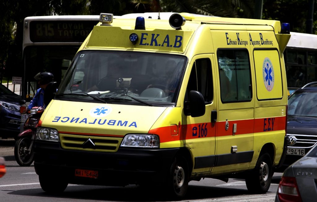 Αθήνα: Τη ζωή του έχασε 18χρονος σε σφοδρή σύγκρουση με μηχανή Αθήνα: Τη ζωή του έχασε 18χρονος σε σφοδρή σύγκρουση με μηχανή