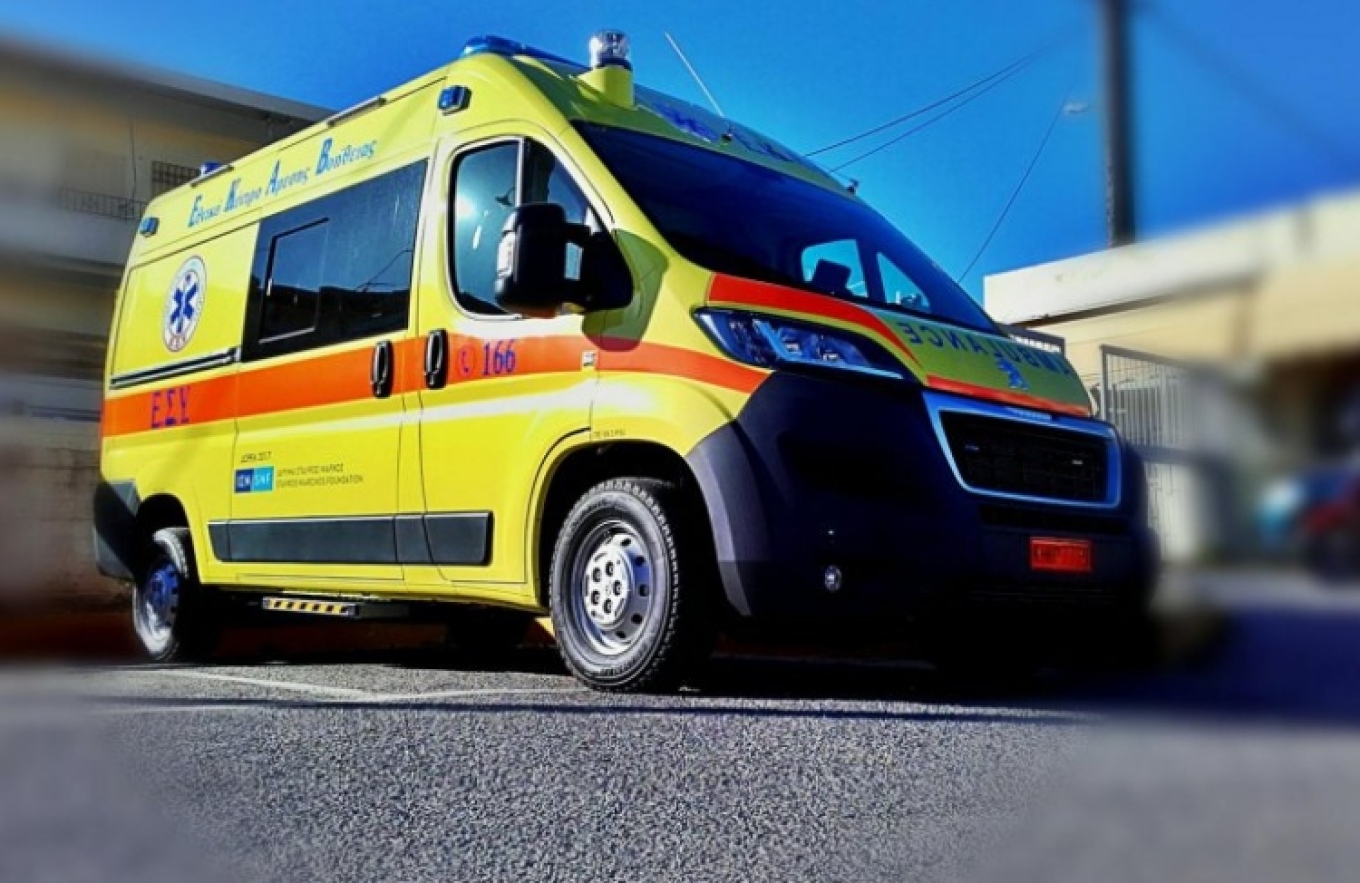 Τραγωδία στην Εύβοια: Νεκροί σε τροχαίο μία 20χρονη και ένας 17χρονος - Πώς έγινε το δυστύχημα Τραγωδία στην Εύβοια: Νεκροί σε τροχαίο μία 20χρονη και ένας 17χρονος - Πώς έγινε το δυστύχημα