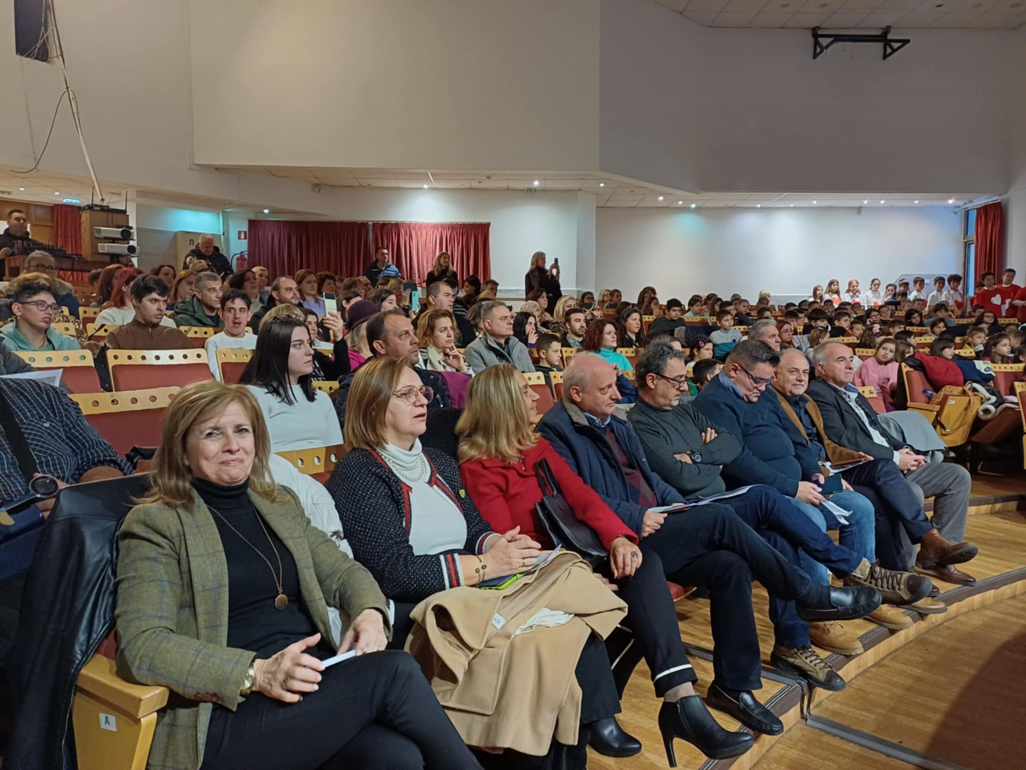 «Όλοι μαζί, μια αγκαλιά».-εκδήλωση στη Λάρισα με αφορμή την παγκόσμια ημέρα Ατόμων με Αναπηρία.(ΦΩΤΟ) «Όλοι μαζί, μια αγκαλιά».-εκδήλωση στη Λάρισα με αφορμή την παγκόσμια ημέρα Ατόμων με Αναπηρία.(ΦΩΤΟ)