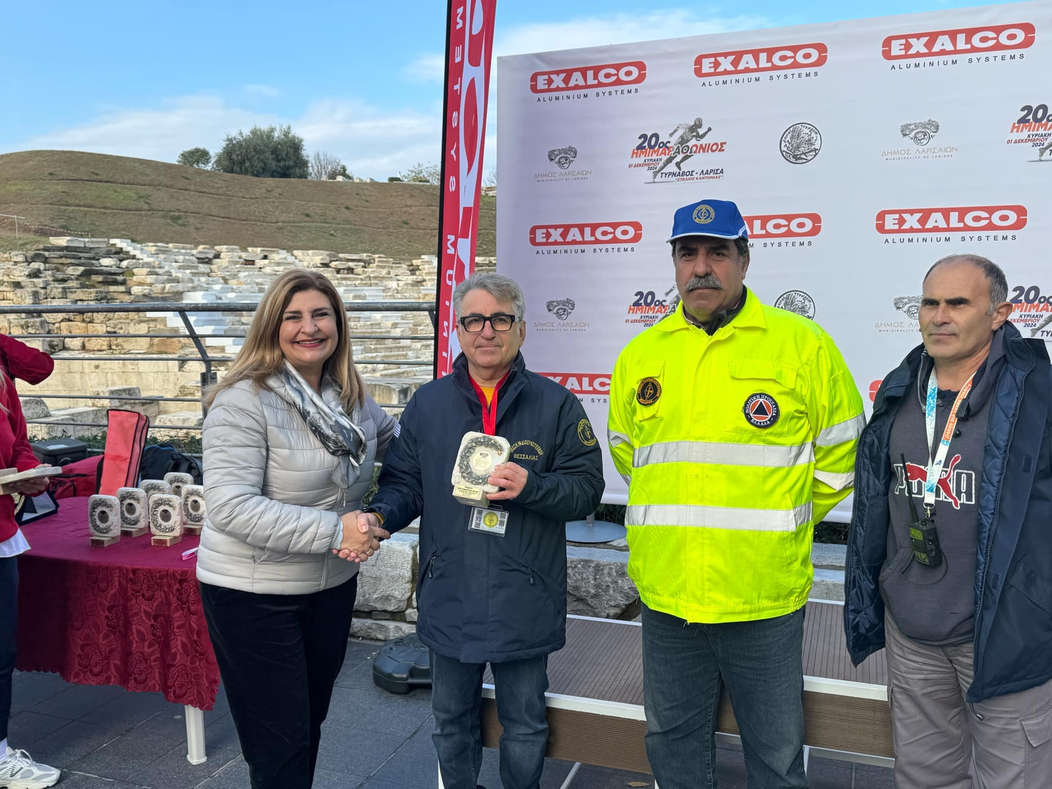 Ε. Λιακούλη στον 20ο Ημιμαραθώνιο Τυρνάβου Λάρισας «Στέλιος Καντώνιας»: « Τιμούμε τον αείμνηστο ευεργέτη της πόλης» Ε. Λιακούλη στον 20ο Ημιμαραθώνιο Τυρνάβου Λάρισας «Στέλιος Καντώνιας»: « Τιμούμε τον αείμνηστο ευεργέτη της πόλης»