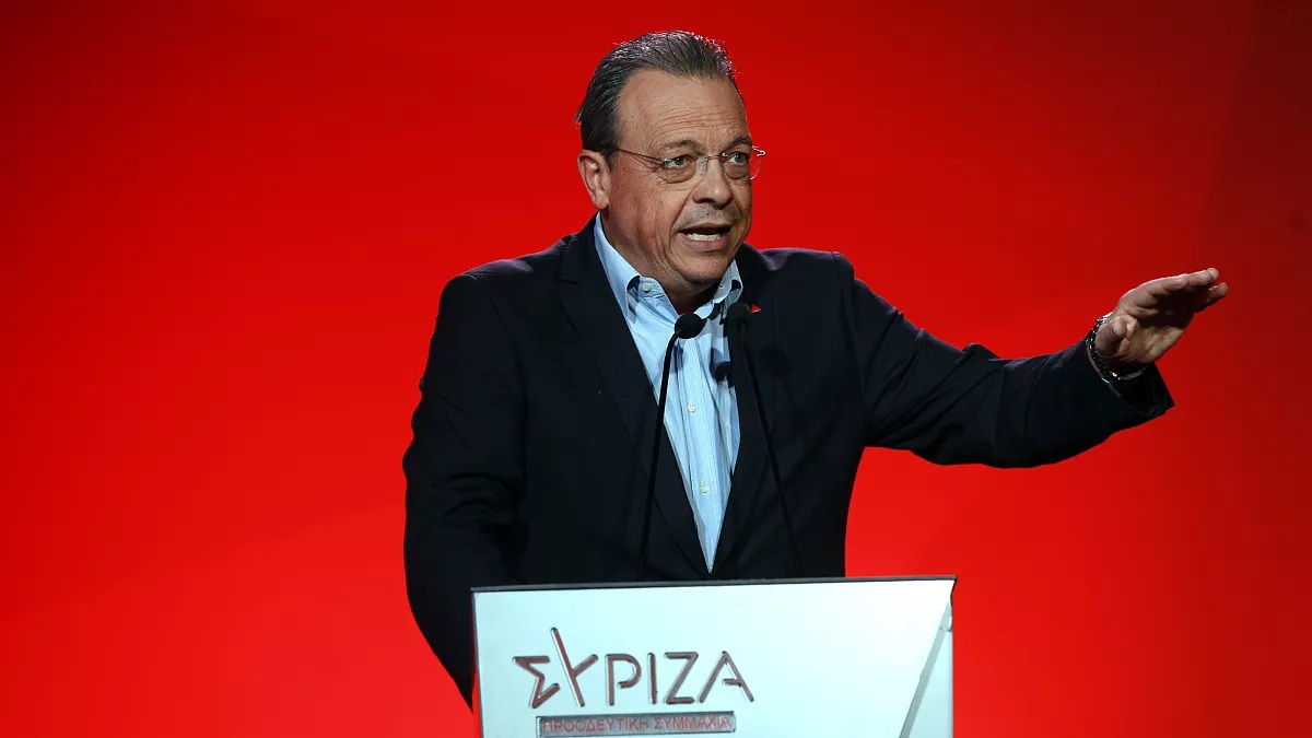 Διμέτωπος ΣΥΡΙΖΑ με κυβέρνηση-ΠΑΣΟΚ για προϋπολογισμό, προφητεία Τσίπρα για Ανδρουλάκη Διμέτωπος ΣΥΡΙΖΑ με κυβέρνηση-ΠΑΣΟΚ για προϋπολογισμό, προφητεία Τσίπρα για Ανδρουλάκη
