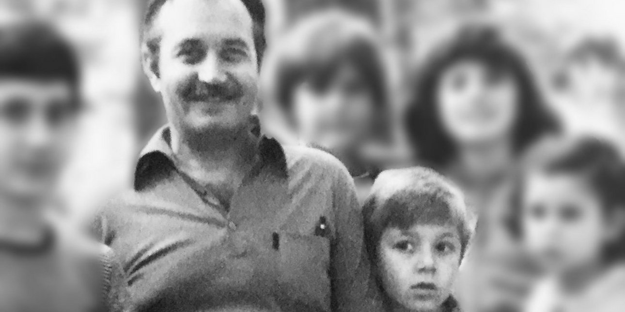 Δημήτρης Παπαστεργίου: Το αντίο του στον πατέρα του - Έφυγε, αλλά μας άφησε πίσω του τόσα πολλά Δημήτρης Παπαστεργίου: Το αντίο του στον πατέρα του - Έφυγε, αλλά μας άφησε πίσω του τόσα πολλά