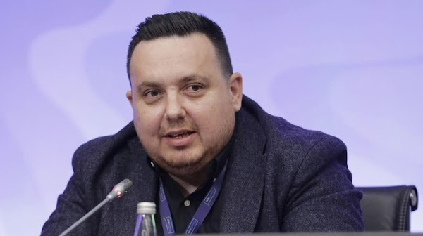 Ο Γιάννης Καϊμακάμης, από τα Καλύβια Ελασσόνας, αντιπρόεδρος του ΟΠΕΚΕΠΕ Ο Γιάννης Καϊμακάμης, από τα Καλύβια Ελασσόνας, αντιπρόεδρος του ΟΠΕΚΕΠΕ