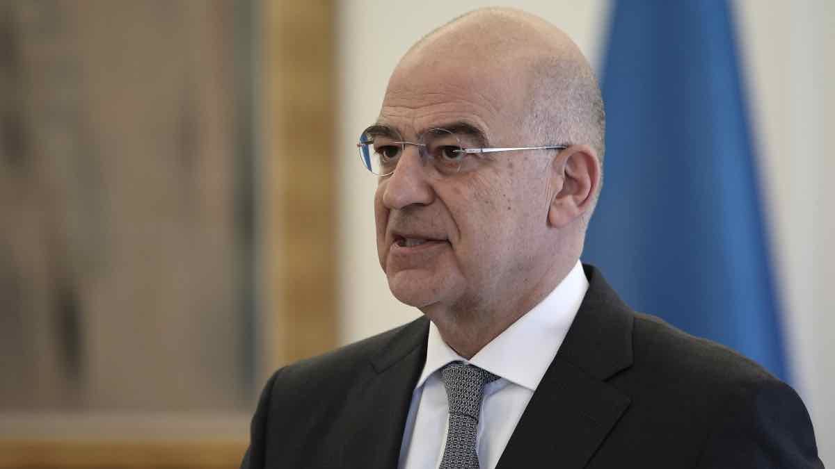 Στη Λάρισα ο Δένδιας για την Εθνική Ημέρα Μνήμης του Ολοκαυτώματος Στη Λάρισα ο Δένδιας για την Εθνική Ημέρα Μνήμης του Ολοκαυτώματος