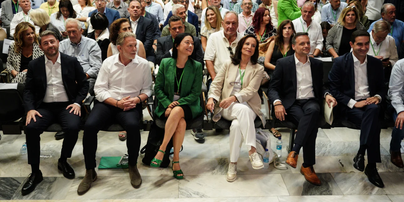 Αναταραχή στο ΠΑΣΟΚ για συνεργασία με Αριστερά -Διαμαντοπούλου: Όχι σε λαϊκά μέτωπα -Ν. Παπανδρέου: Θα πάμε στο 5% Αναταραχή στο ΠΑΣΟΚ για συνεργασία με Αριστερά -Διαμαντοπούλου: Όχι σε λαϊκά μέτωπα -Ν. Παπανδρέου: Θα πάμε στο 5%