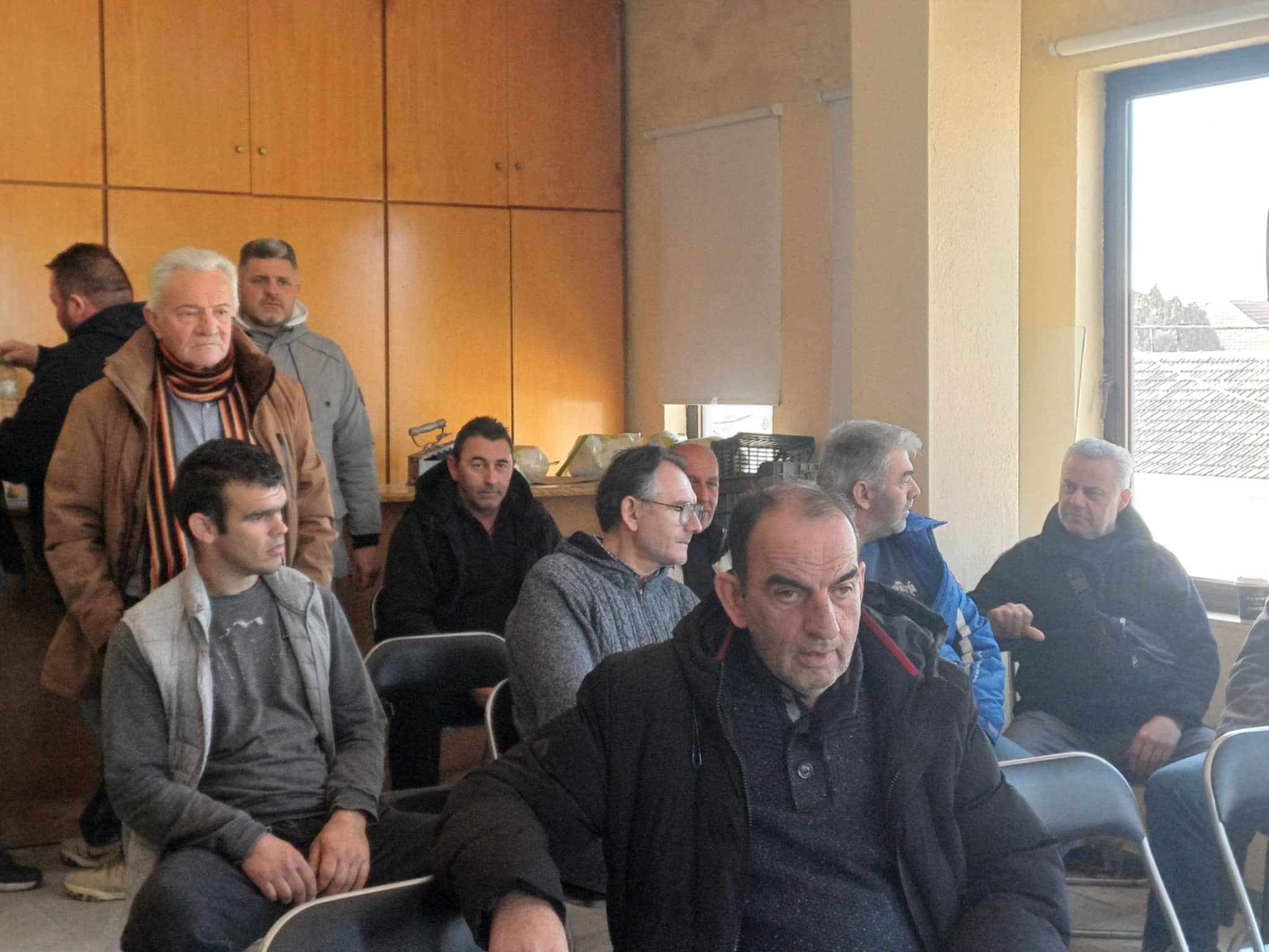 Νέα σύσκεψη στο συνεταιρισμό Πλατυκάμπου για ενίσχυση των δυνάμεων στο μπλόκο της Γυρτώνης (ΦΩΤΟ) Νέα σύσκεψη στο συνεταιρισμό Πλατυκάμπου για ενίσχυση των δυνάμεων στο μπλόκο της Γυρτώνης (ΦΩΤΟ)