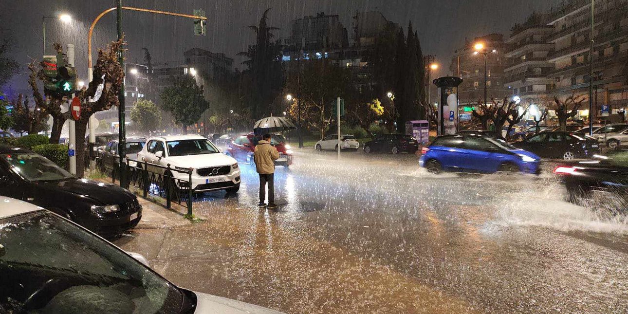 Σφοδρή καταιγίδα πλήττει την Αττική -«Ποτάμια» κεντρικοί δρόμοι -άνοιξαν οι ουρανοί σε Εύβοια, Ζάκυνθο (ΦΩΤΟ+ βίντεο) Σφοδρή καταιγίδα πλήττει την Αττική -«Ποτάμια» κεντρικοί δρόμοι -άνοιξαν οι ουρανοί σε Εύβοια, Ζάκυνθο (ΦΩΤΟ+ βίντεο)