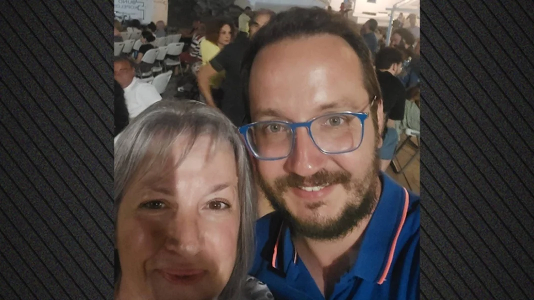 Βασίλης Καλογήρου: «Τέτοιες μέρες του 1985, σε κράτησα στην αγκαλιά μου» Βασίλης Καλογήρου: «Τέτοιες μέρες του 1985, σε κράτησα στην αγκαλιά μου»