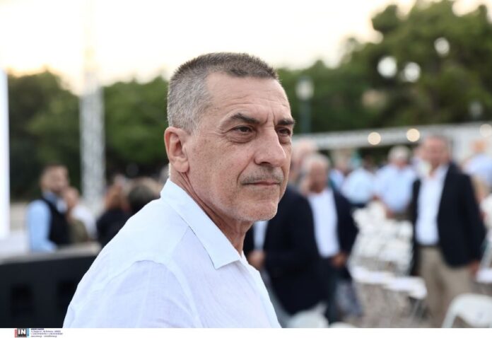 Το Αναστάσιμο μήνυμα του Δημήτρη Κουρέτα Το Αναστάσιμο μήνυμα του Δημήτρη Κουρέτα