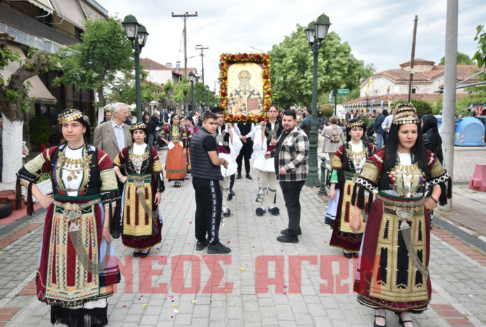Με λαμπρότητα τιμήθηκε ο Πολιούχος του Παλαμά Άγιος Αθανάσιος (φωτο) Με λαμπρότητα τιμήθηκε ο Πολιούχος του Παλαμά Άγιος Αθανάσιος (φωτο)