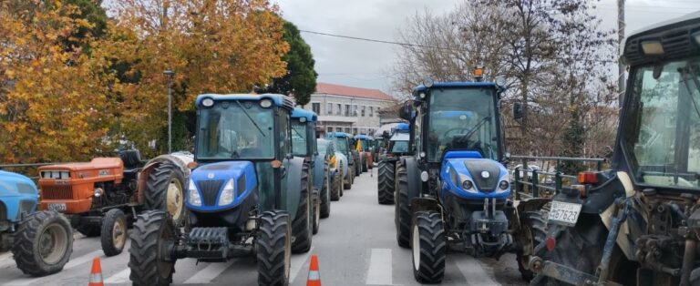 Απαντήσεις ζητούν οι αγρότες της Αγιάς και προειδοποιούν με κινητοποιήσεις Απαντήσεις ζητούν οι αγρότες της Αγιάς και προειδοποιούν με κινητοποιήσεις
