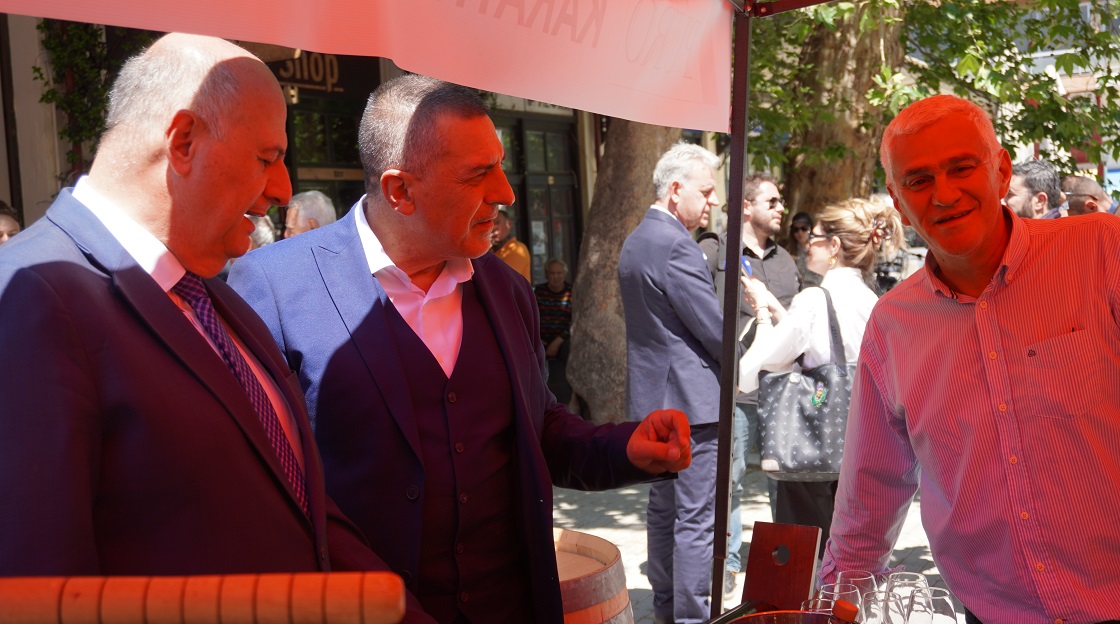 Κουρέτας: Αξιοποιούμε την βιοποικιλότητα της Θεσσαλίας για την ανάδειξη των τοπικών ποιοτικών προϊόντων Κουρέτας: Αξιοποιούμε την βιοποικιλότητα της Θεσσαλίας για την ανάδειξη των τοπικών ποιοτικών προϊόντων