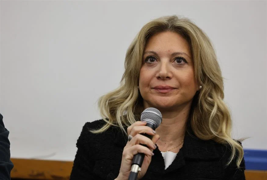 «Επίθεση» Καρυστιανού σε Βελόπουλο: «Μπλόκαρε» τη συζήτηση για τα Τέμπη στο Ευρωκοινοβούλιο «Επίθεση» Καρυστιανού σε Βελόπουλο: «Μπλόκαρε» τη συζήτηση για τα Τέμπη στο Ευρωκοινοβούλιο