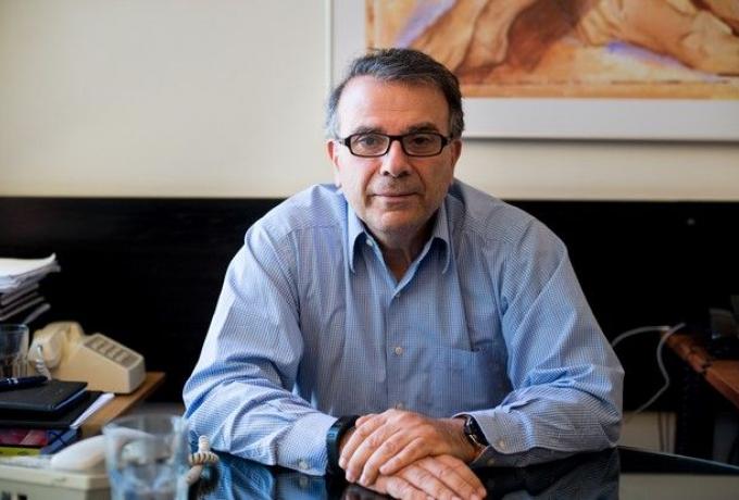 Θάνος Ασκητής: «6 στους 10 άντρες με 10 – 15 χρόνια γάμου αυνανίζονται συστηματικά κάθε βράδυ κρυφά από τις γυναίκες τους»