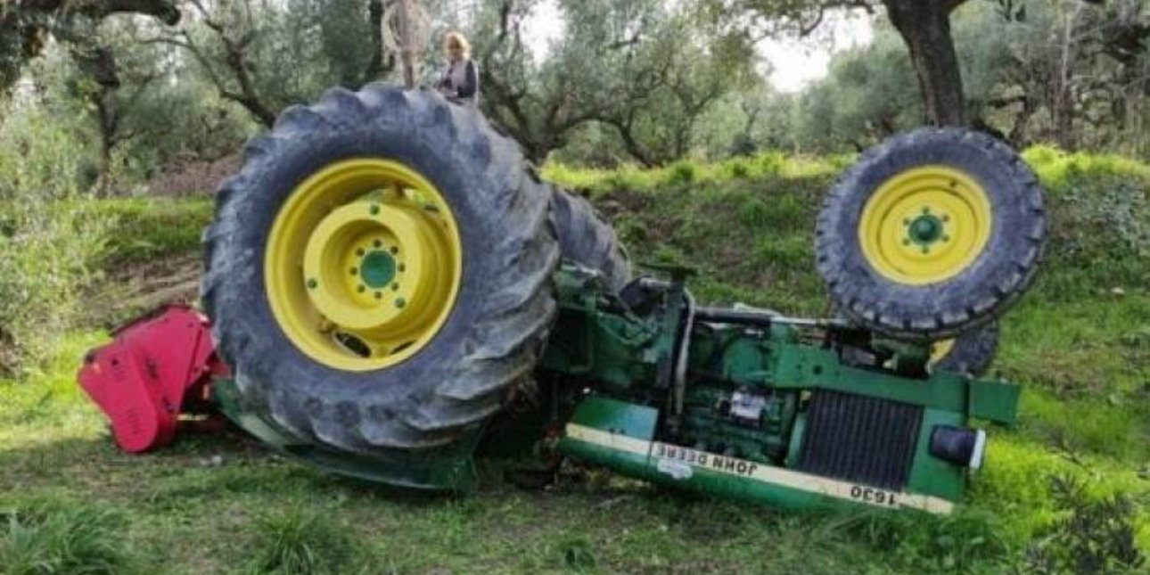 Τραγωδία στη Νεμέα: Νεκρός ο αγρότης που καταπλακώθηκε από τρακτέρ Τραγωδία στη Νεμέα: Νεκρός ο αγρότης που καταπλακώθηκε από τρακτέρ