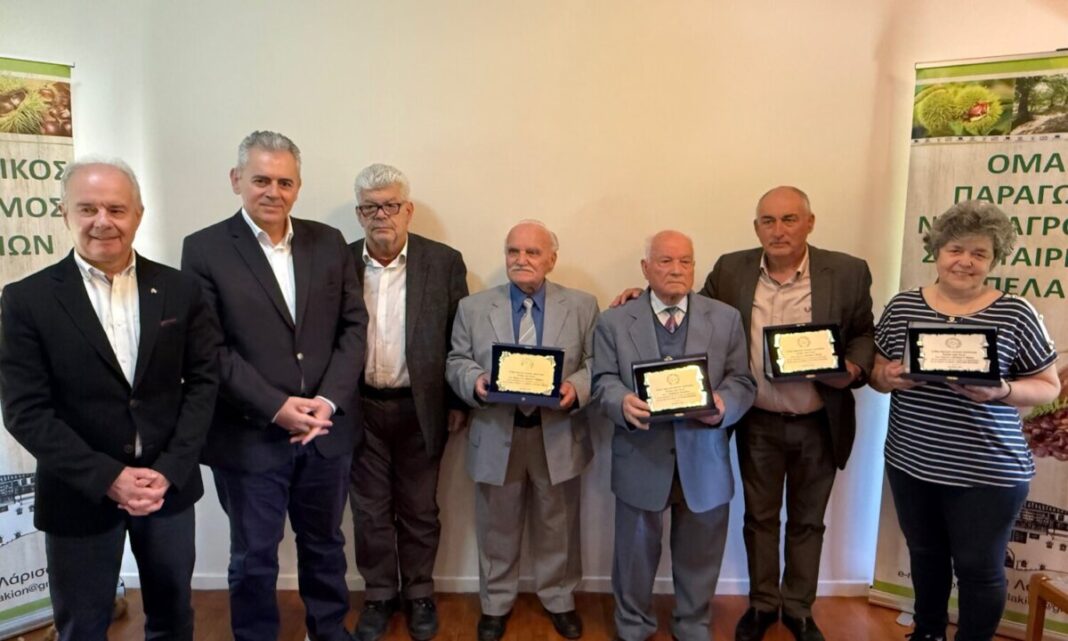Χαρακόπουλος: Στα Αμπελάκια νομίζεις ότι γυρίζει το ρολόι του χρόνου πίσω… Χαρακόπουλος: Στα Αμπελάκια νομίζεις ότι γυρίζει το ρολόι του χρόνου πίσω…