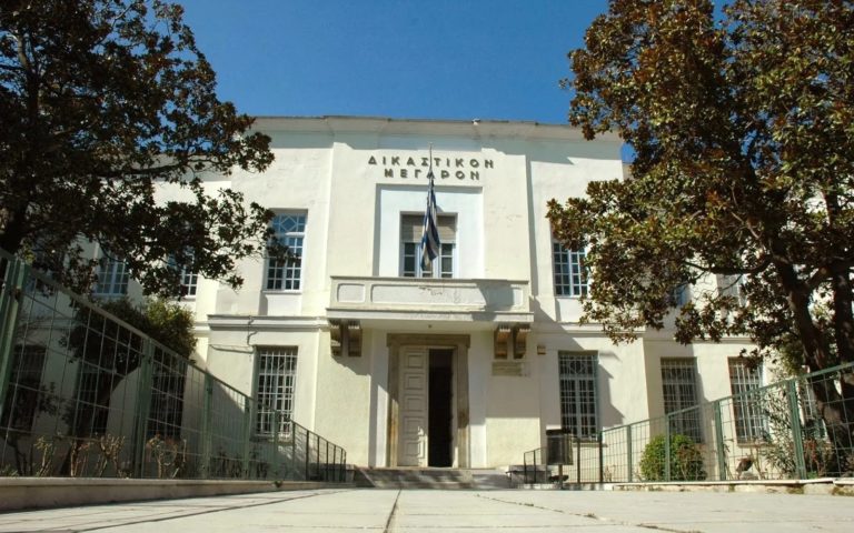 Υποσχέθηκαν… κρατήσεις και «σήκωσαν» χιλιάδες ευρώ από επαγγελματίες σε Σκιάθο και Ζαγορά Υποσχέθηκαν… κρατήσεις και «σήκωσαν» χιλιάδες ευρώ από επαγγελματίες σε Σκιάθο και Ζαγορά