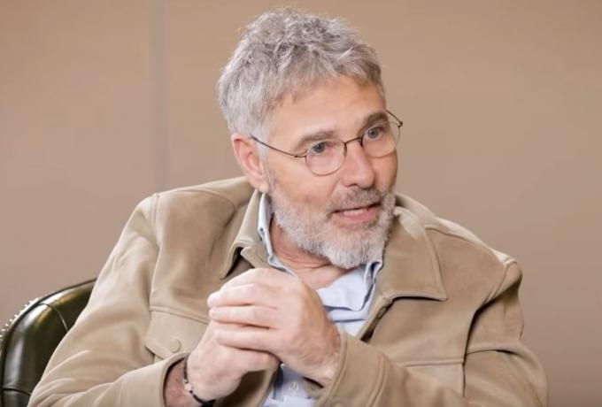 Αθερίδης για το εγκεφαλικό στη σκηνή: «Μούδιασαν ταυτόχρονα σαν σολ ματζόρε, γλώσσα, μάγουλο και χέρι»