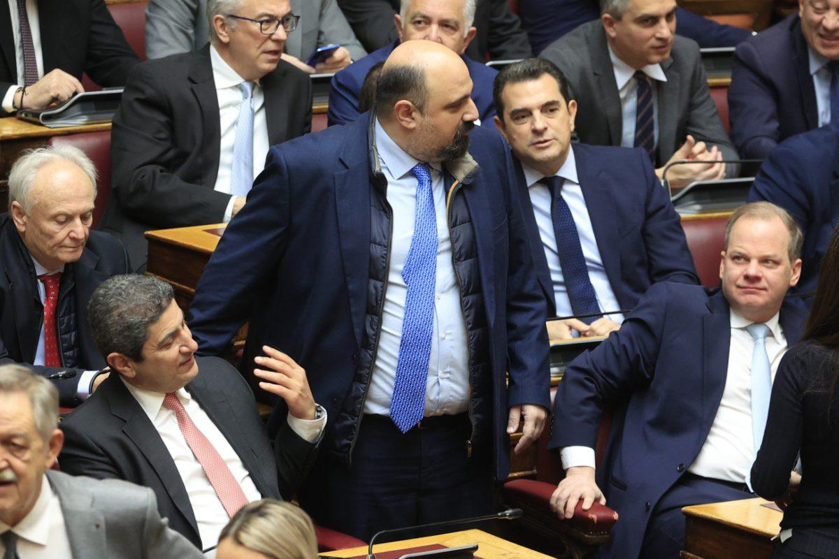Βουλή: «Κληρώνει» το Δικαστικό Συμβούλιο για Τριαντόπουλο – Στην τελική ευθεία η προανακριτική για Καραμανλή Βουλή: «Κληρώνει» το Δικαστικό Συμβούλιο για Τριαντόπουλο – Στην τελική ευθεία η προανακριτική για Καραμανλή