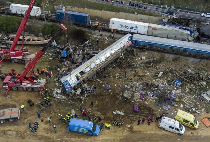 Τέμπη: Η ακτινογραφία του πορίσματος Καρώνη – Τα έλαια σιλικόνης και το ηλεκτρικό τόξο