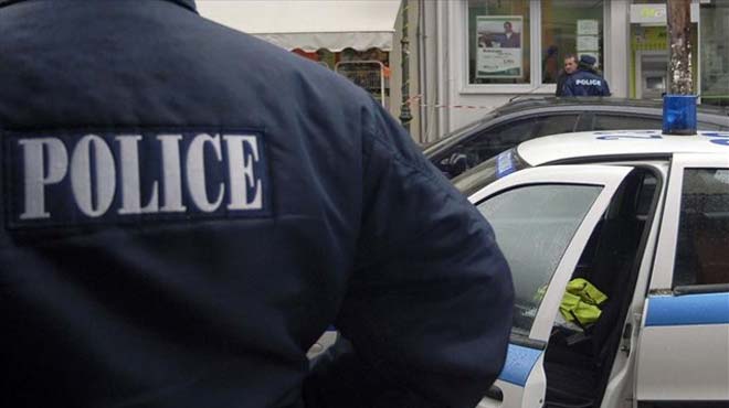 Ν. Ιωνία: Συναγερμός για γυναίκα που απειλούσε να πέσει από την στέγη του σπιτιού της Ν. Ιωνία: Συναγερμός για γυναίκα που απειλούσε να πέσει από την στέγη του σπιτιού της