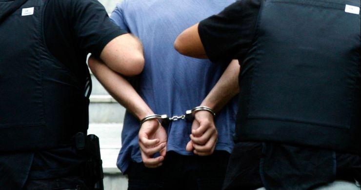 Συνελήφθη στον Τύρναβο για κλοπή ρεύματος Συνελήφθη στον Τύρναβο για κλοπή ρεύματος
