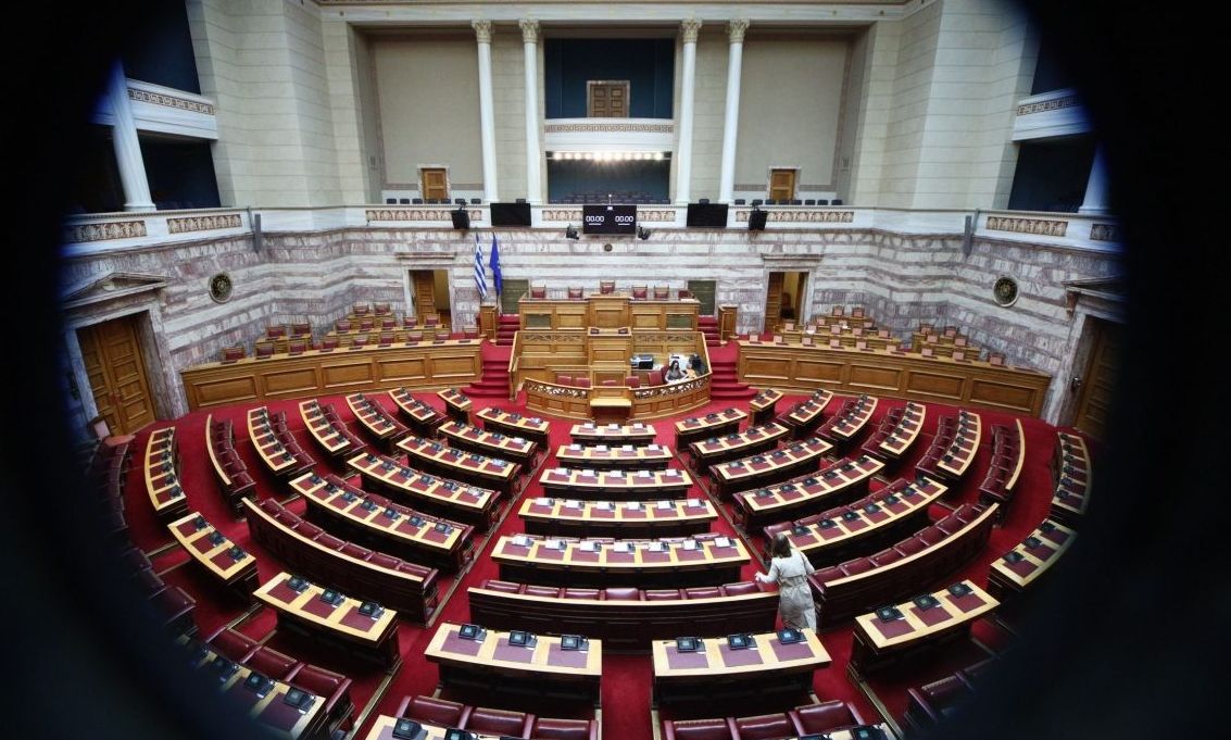 Τέμπη: Η στρατηγική της κυβέρνησης για Κώστα Αχ. Καραμανλή και προανακριτική