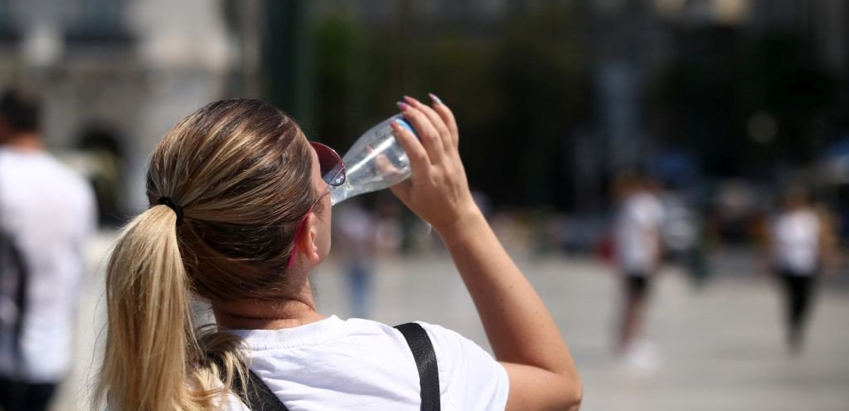 Οι γυναίκες πιο ευάλωτες στη ζέστη σύμφωνα με νέα έρευνα του Πανεπιστημίου Θεσσαλίας Οι γυναίκες πιο ευάλωτες στη ζέστη σύμφωνα με νέα έρευνα του Πανεπιστημίου Θεσσαλίας
