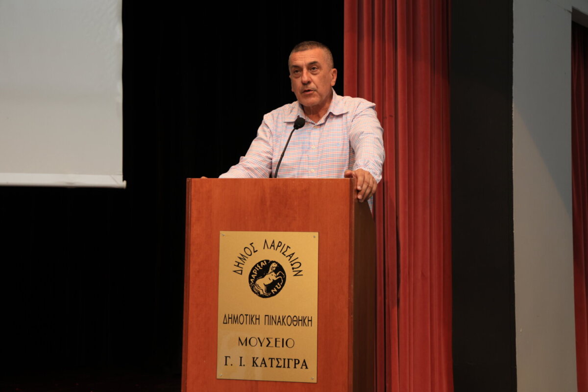 Δ. Κουρέτας: «Χρέος μας είναι να διατηρούμε ζωντανή την αλήθεια» Δ. Κουρέτας: «Χρέος μας είναι να διατηρούμε ζωντανή την αλήθεια»