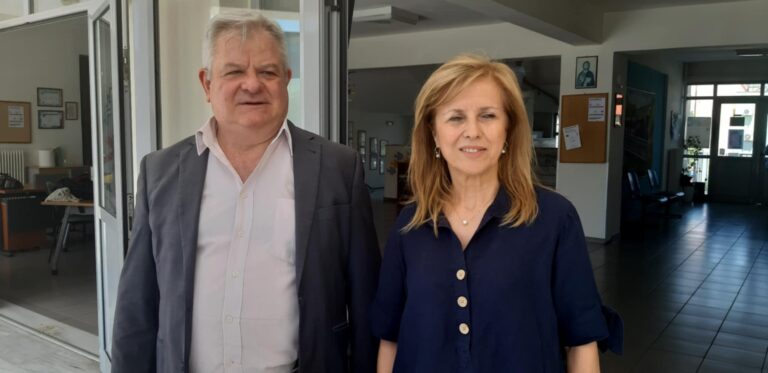 Ομαλά και με αυξημένα μέτρα ασφαλείας διεξάγονται οι Πανελλαδικές στη Θεσσαλία – Μηδενισμός γραπτού λόγω κινητού