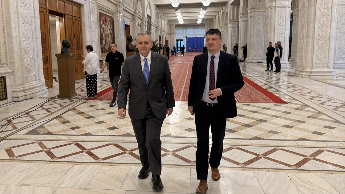 Με πρόταση Χαρακόπουλου ψήφισμα -Έκκληση Ορθοδόξων Βουλευτών για την Αγία Αικατερίνη του Σινά Με πρόταση Χαρακόπουλου ψήφισμα -Έκκληση Ορθοδόξων Βουλευτών για την Αγία Αικατερίνη του Σινά