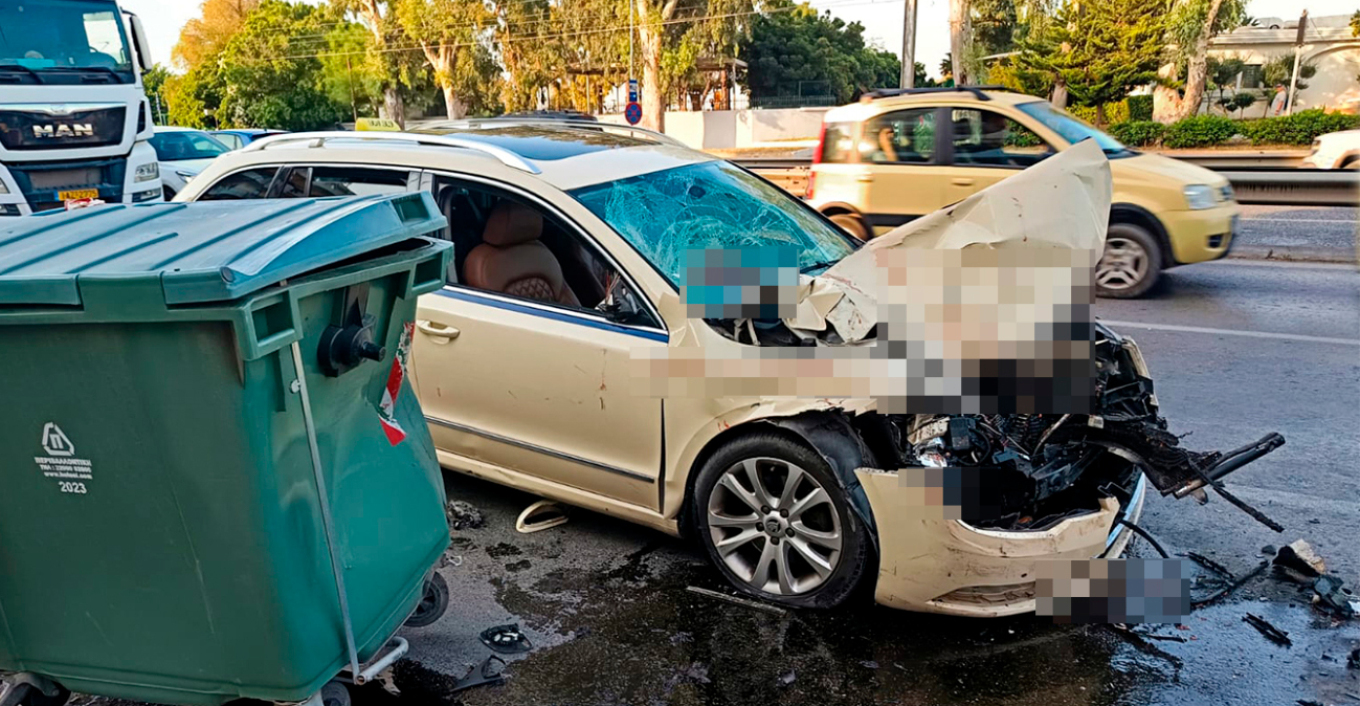 Νεκρή δημοτική υπάλληλος από σύγκρουση απορριμματοφόρου με ταξί