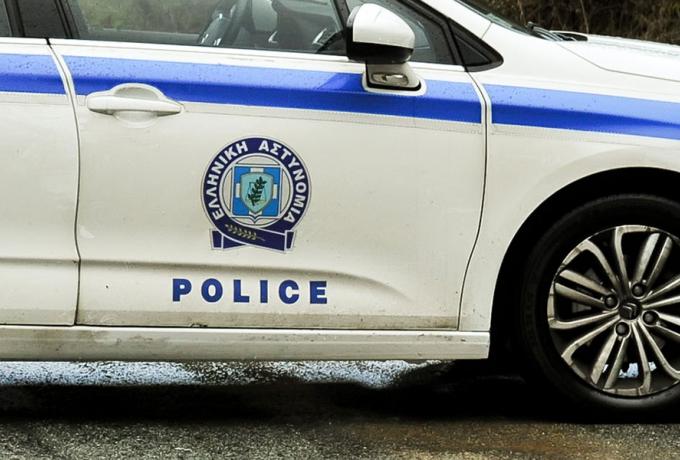 Σκηνές τρόμου για ζευγάρι πορτοκαλοπαραγωγών: Τους έδεσαν, τους βασάνισαν και τους πήραν 300.000 ευρώ Σκηνές τρόμου για ζευγάρι πορτοκαλοπαραγωγών: Τους έδεσαν, τους βασάνισαν και τους πήραν 300.000 ευρώ