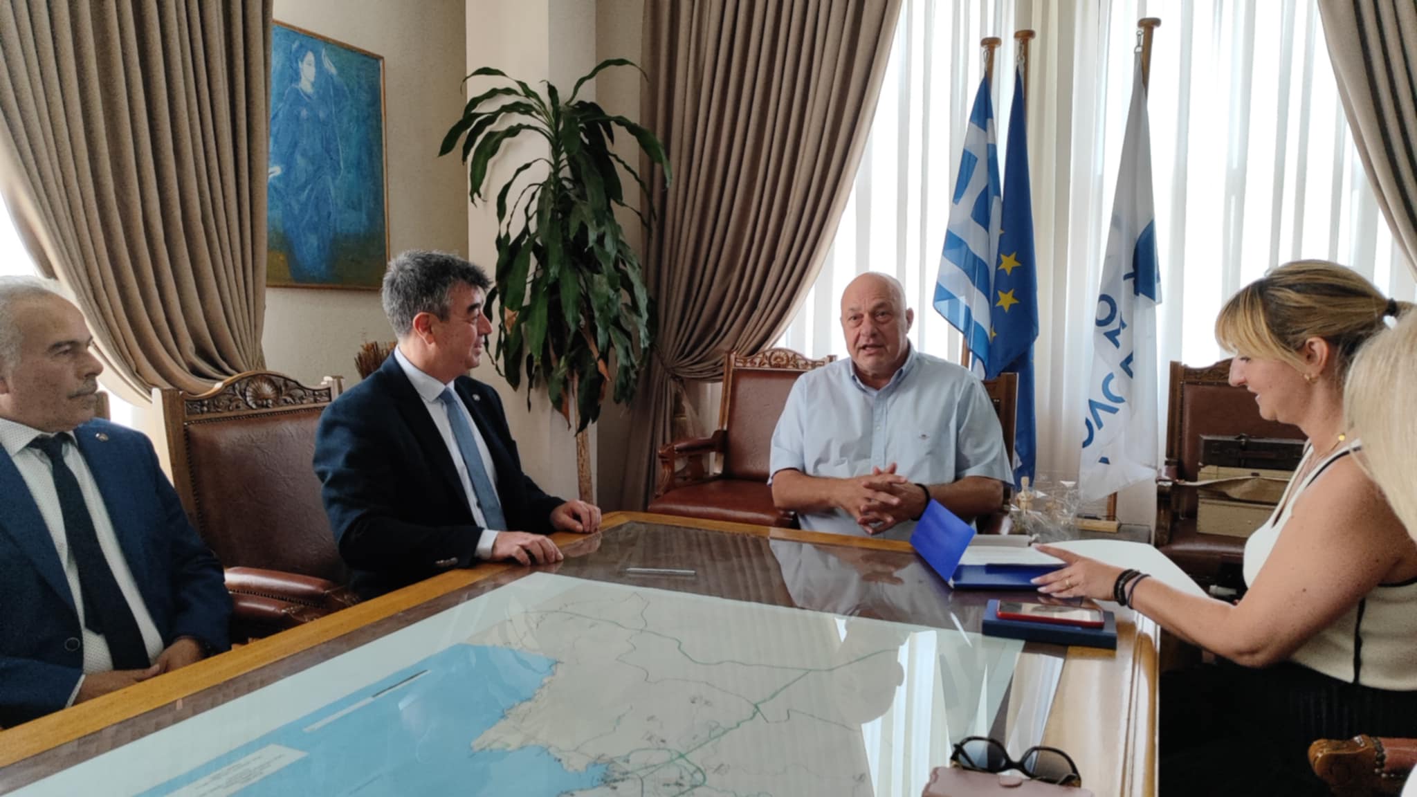 Ιστορική στιγμή: Στο Πανεπιστήμιο Θεσσαλίας το συγκρότημα Τσαλαπάτα και η πρώην ΔΟΥ Ν. Ιωνίας (ΦΩTO) Ιστορική στιγμή: Στο Πανεπιστήμιο Θεσσαλίας το συγκρότημα Τσαλαπάτα και η πρώην ΔΟΥ Ν. Ιωνίας (ΦΩTO)