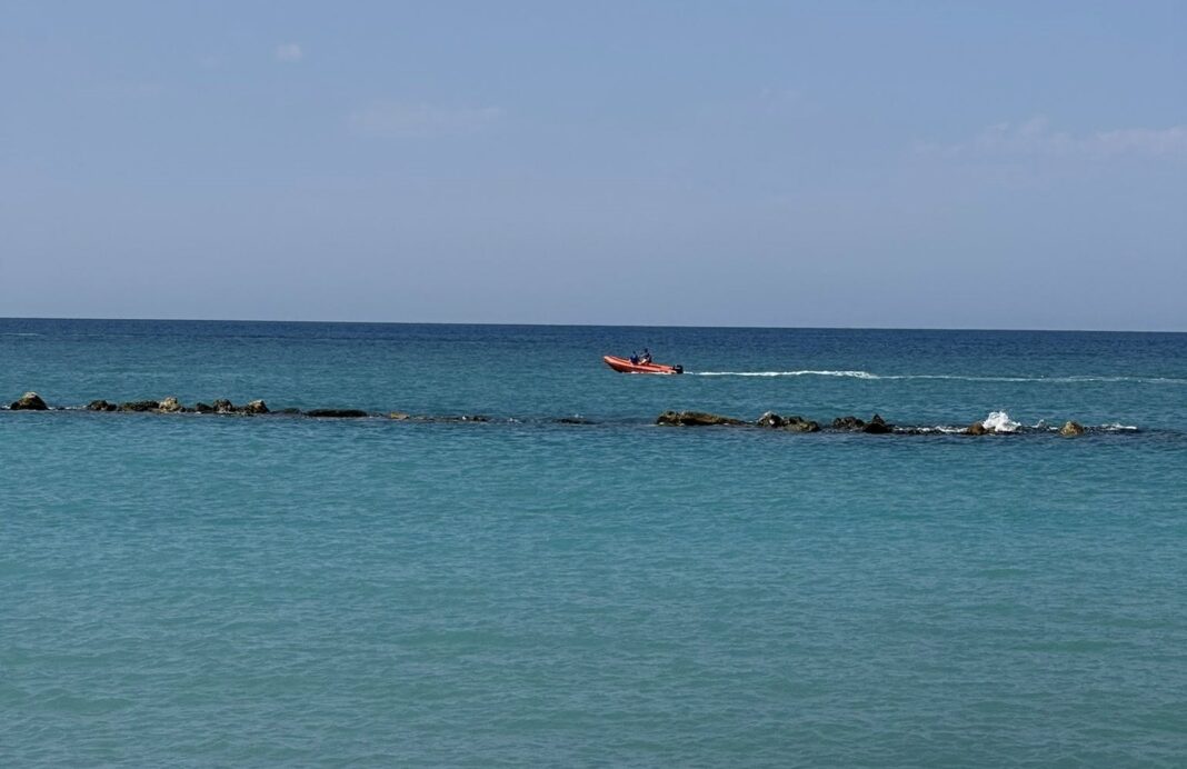 Χάθηκε άνδρας στην παραλία του Πλαταμώνα – Μεγάλη κινητοποίηση με σκάφη και ελικόπτερο – ΦΩΤΟ Χάθηκε άνδρας στην παραλία του Πλαταμώνα – Μεγάλη κινητοποίηση με σκάφη και ελικόπτερο – ΦΩΤΟ