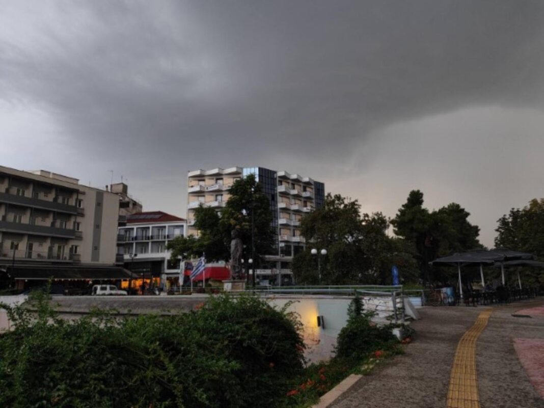 Πτώση θερμοκρασίας 18 βαθμών Κελσίου μέσα σε μία ώρα στα Τρίκαλα Πτώση θερμοκρασίας 18 βαθμών Κελσίου μέσα σε μία ώρα στα Τρίκαλα