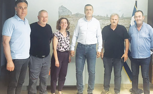 Η Περιφέρεια στηρίζει τα Βραγκιανά για «ανοιχτό» φυσιολατρικό πάρκο Η Περιφέρεια στηρίζει τα Βραγκιανά για «ανοιχτό» φυσιολατρικό πάρκο