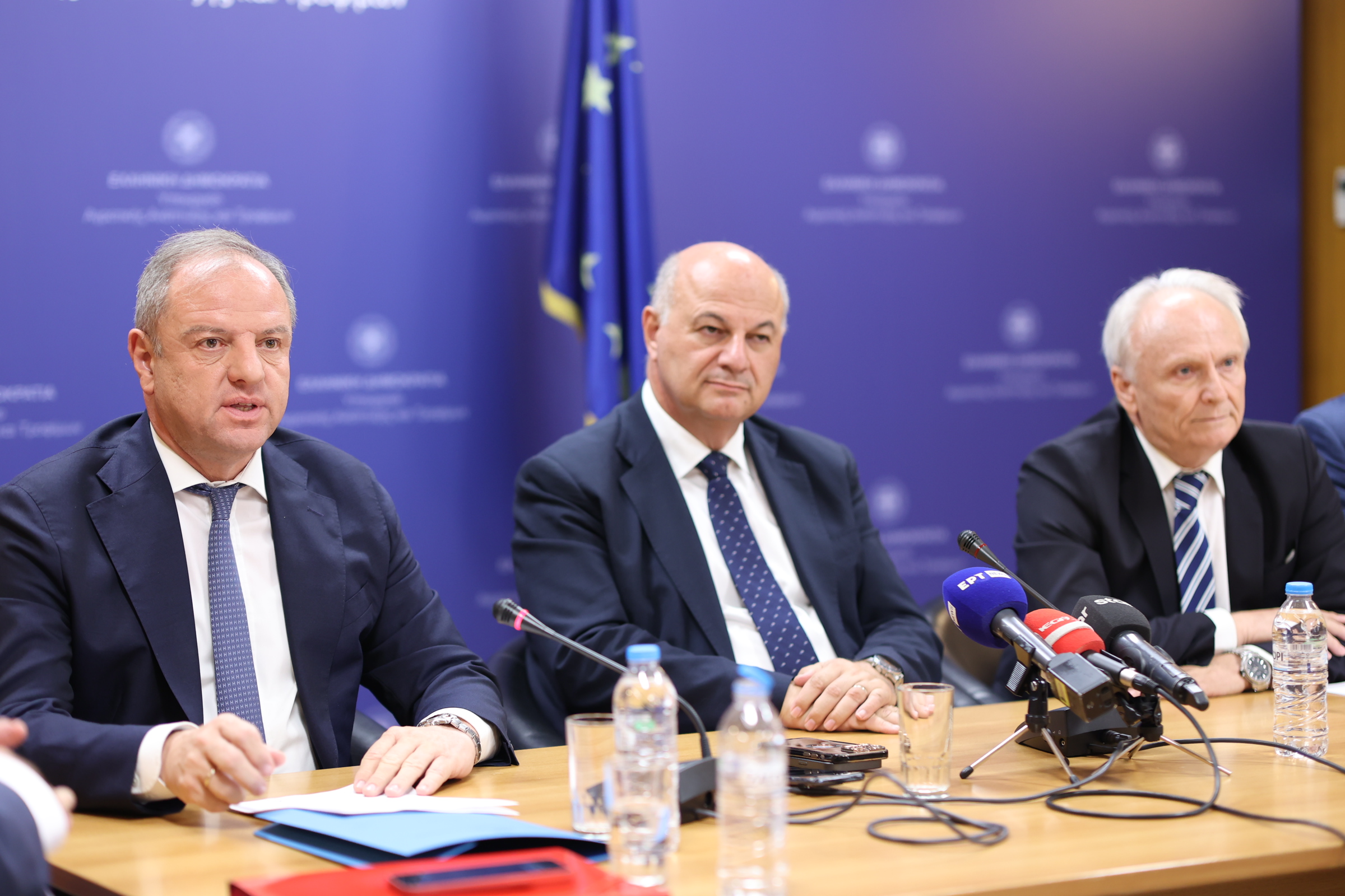 Τσιάρας για ΟΠΕΚΕΠΕ: Η εντολή του πρωθυπουργού είναι να ξεκαθαρίσουμε απολύτως το ζήτημα Τσιάρας για ΟΠΕΚΕΠΕ: Η εντολή του πρωθυπουργού είναι να ξεκαθαρίσουμε απολύτως το ζήτημα