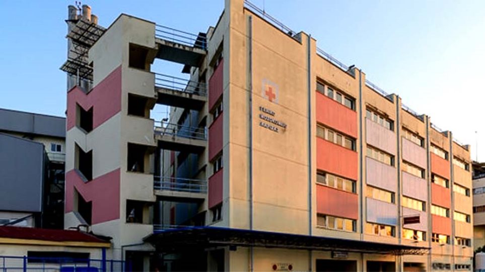 Οικτρή κατάσταση στο Γενικό λόγω εργασιών: Aφοδεύουν στο διάδρομο του νεκροτομείου! Οικτρή κατάσταση στο Γενικό λόγω εργασιών: Aφοδεύουν στο διάδρομο του νεκροτομείου!