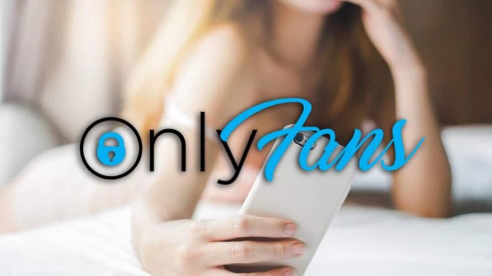 Στις δαγκάνες της εφορίας η influencer που διαφήμιζε τα λεφτά της απ’ το OnlyFans Στις δαγκάνες της εφορίας η influencer που διαφήμιζε τα λεφτά της απ’ το OnlyFans