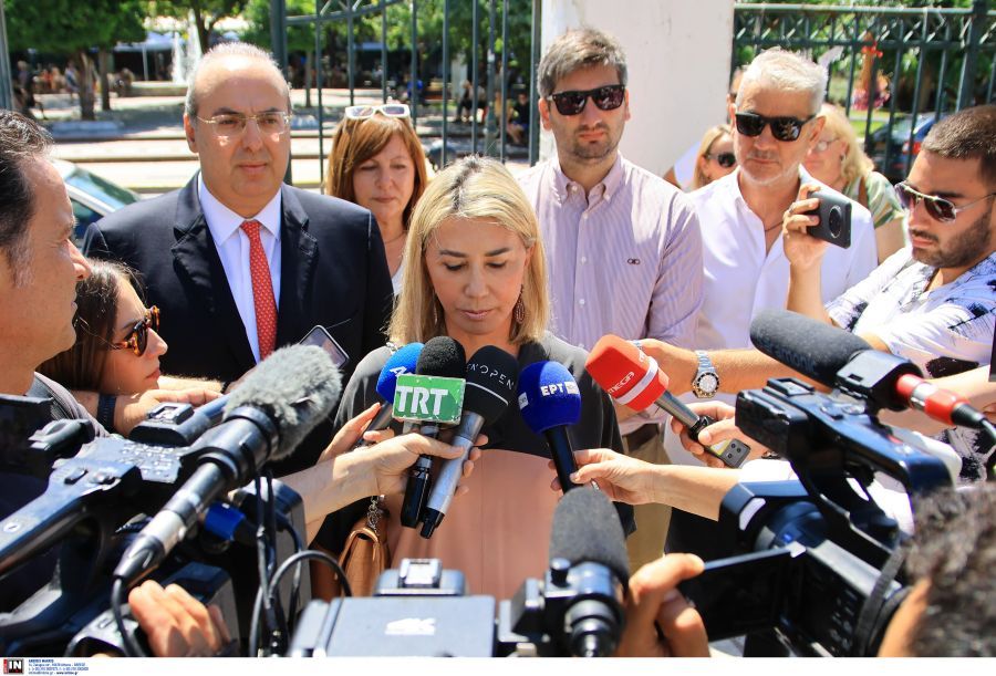 Βόλος: Την Πέμπτη ενώπιον της Δικαιοσύνης ο ιδιοκτήτης ΜΜΕ που κατηγορείται ότι εκβίαζε την Ζ. Μακρή Βόλος: Την Πέμπτη ενώπιον της Δικαιοσύνης ο ιδιοκτήτης ΜΜΕ που κατηγορείται ότι εκβίαζε την Ζ. Μακρή