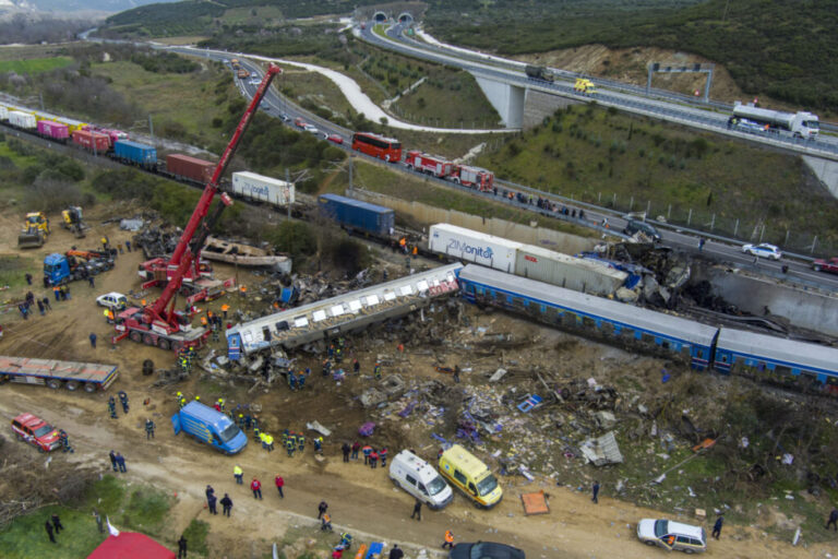 Τέμπη: Απορρίφθηκε από τον Εφέτη Ανακριτή το αίτημα πραγματογνωμοσύνης στους μετασχηματιστές Τέμπη: Απορρίφθηκε από τον Εφέτη Ανακριτή το αίτημα πραγματογνωμοσύνης στους μετασχηματιστές